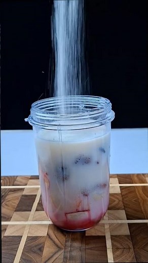 Best Easy Banana Milkshake for a Healthy Treat
