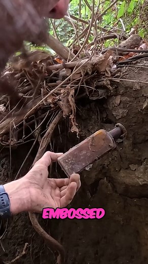 31K views · 560 reactions | 1890s O.D. Chem. Co. Bottle Found | Rare...