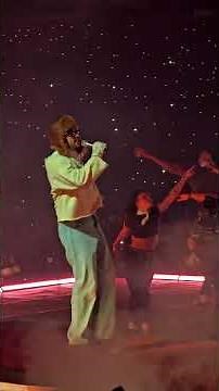 Bad Bunny - Debí tirar más fotos Tour #badbunny #benito #trap #salsa #reggaeton #debitirarmasfotos