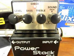 BOSS ST-2 POWER STACK GUITAR EFFECT PEDAL