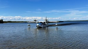Grumman Widgeon into Lobster Lake | Maine Flying