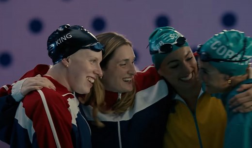 Coca-Cola: It's Magic When the World Comes Together • Ads of the World™ | Part of The Clio Network