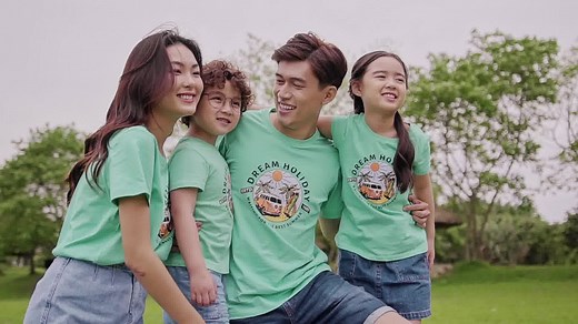 93 reactions · 49 comments | KHOÁC LÊN NIỀM VUI Cùng áo phông gia...