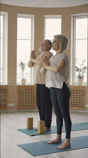 Yoga Flow for Beginners | 30 Day Yoga Challenge | Yoga for Flexibility & Energy