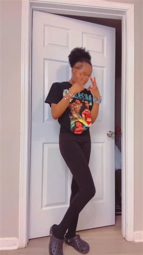 ASHANTi👸🏽💗💫 | What time you saw this #viral #fyp #exploremore #tiktok #10kviews | Instagram