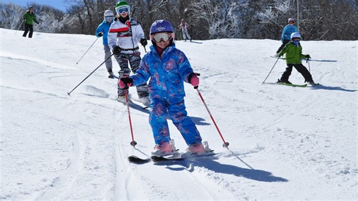 Sugar Mountain first to 'spin its lifts' for East Coast ski season. When will others open?