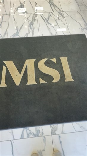 Always fun to visit @MSI for a little inspo! #kitchenremodel #tampabay #inspostories