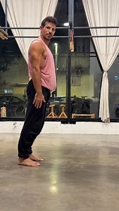 Handstand advanced class by @nir_elior | Moveom