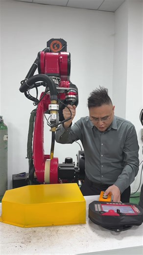 Exploring Welding Robots: The Power of Six-Axis Technology
