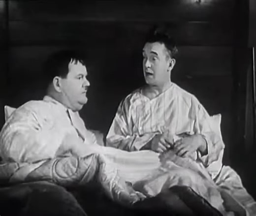Stan's false awakening... was dreaming I was awake! | Laurel and Hardy Forever