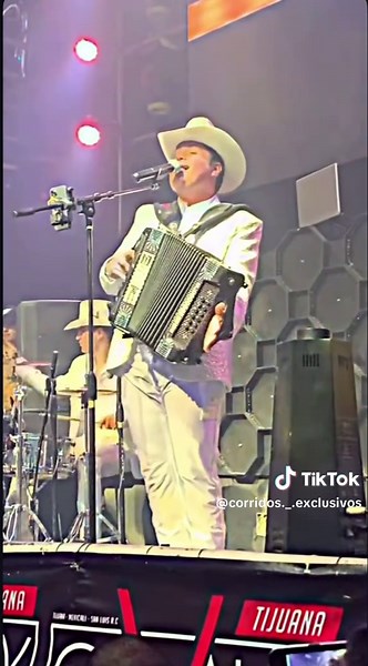 La Pareja Ideal: Edición Especial de Corridos Románticos