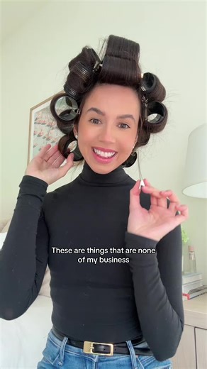 Absolutely none of my business and I would like to keep it that way 🫡👀🥰 #hair #hairstyle #blowout