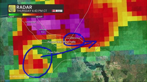 Tornado warning issued for Manitoba
