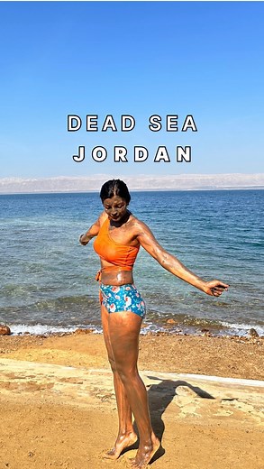 Ashna Zaveri | Fashion | Beauty | Wellness on Instagram: "The water of the Dead Sea contains 21 minerals including magnesium, calcium, bromine and potassium. Twelve of these are found in no other area or ocean and some are recognized for imparting a relaxed feeling, nourishing the skin, activating the circulatory systems and for easing rheumatic discomfort and metabolic disorders The high salt and mineral concentration enables everyone to float in its waters but doesn’t allow the proliferation o