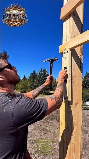 Framing Trick Pros Use for Perfect Beam Alignment #Construction #Framing #DIY #woodworking
