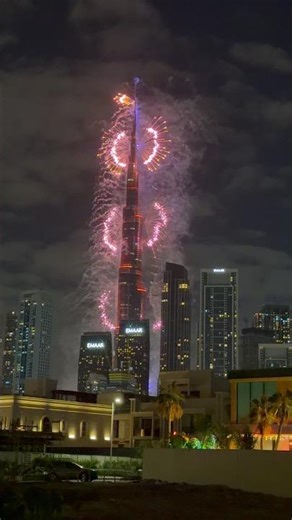 Dubai New Year Fireworks 2026 | Magic at Burj Khalifa 🎆