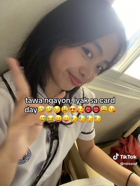 Card Day Reactions: From Laughter to Tears in a Snap