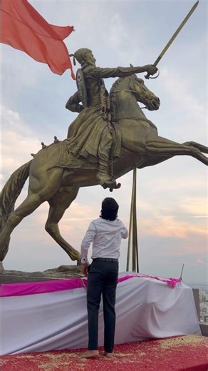 People may reject people may accept but we have to keep growing KING IS NOT BORN HE IS MADE 💪