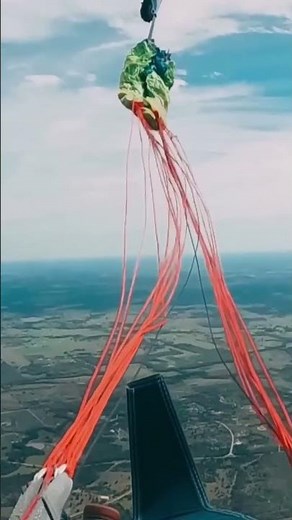 The Science Behind Parachutes 😮 #shorts #viral #facts