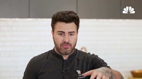 Victor Wembanyama shows staggering height advantage over Olympics' shortest player