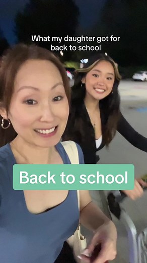 We love maximizing our savings while earning valuable points! Visit Real Canadian Superstore for incredible deals on back-to-school products @Real Canadian Superstore #backtoschool #motherdaughter #groceryshopping #backtoschoolshopping