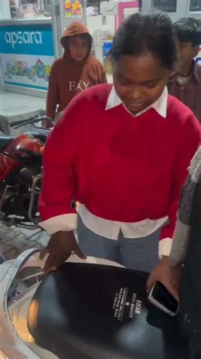 param on Instagram: "MERA MAHI 💗 #rapmusic #song #trending #panjabi #viralreels #paramsworld #sudhumoosewala"