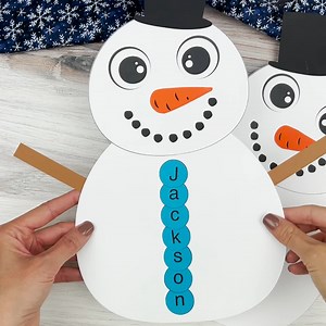 ☃️ Snowman Name Craft ✂️ Get the template on the blog | Simple Everyday Mom