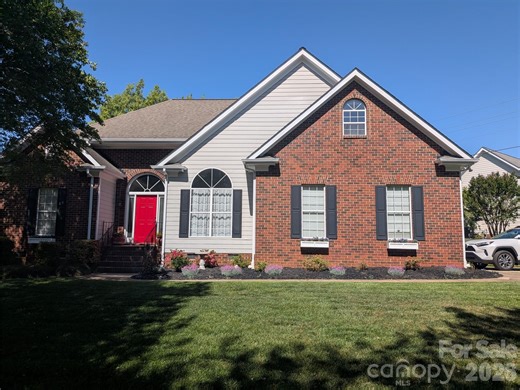 13827 Lymington Ct, Mint Hill, NC 28227 - MLS 4373963 - Coldwell Banker