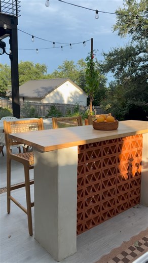 desertmidmod.atx on Instagram: "big year for the backyard 🌴🔥💦🍕 Highlights include: ✨ @timbertech decking! 🔥 @ahsaunas sauna 💦 @cowboypools 🍕 our DIY outdoor kitchen 📦 @keterofficial storage shed! —————————————————— Backyard goals unlocked: outdoor living, home renovation, backyard makeover, pool life, fire pit nights, outdoor kitchen, pizza oven dreams, summer hosting, staycation vibes, landscaping inspo, modern backyard, family fun, entertaining at home, backyard design, dream backyard.