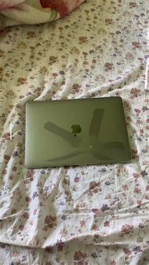 Ignore my shaky grandma hands🙂‍↕️#decoration #stickers #laptopcase