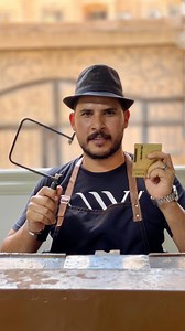 256K views · 19K reactions | مسافر وعاوز يثبتلها انه مش هيشوف حد غيرها طول ما هو بعيد عنها ❤️ ف عملتله دبلة تحكي كل اللي عاوز يقوله ❤️ انت كمان لو عندك جملة عاوز تعملها ف دبلتك ابعتلي يا معلم ويلا بينا ❤️ #galleryrepublic #handmade #viral #fyp #ring #relationships | Gallery Republic | Facebook