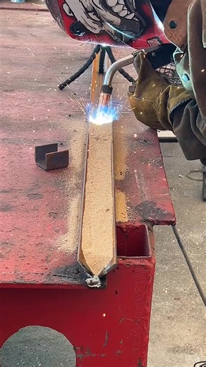 #explore #welding #weldwheels #artandcraft #welder #stickwelding #metalart #weld #walding | Falcon welding