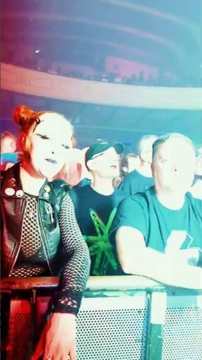 O2 Academy Glasgow—Green & Brown Tour (2025)