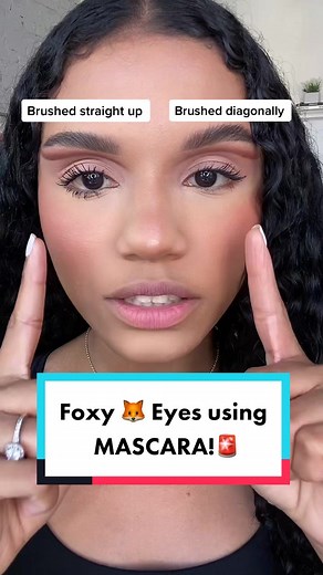 Easy Mascara Method for Foxy Eyes Tutorial