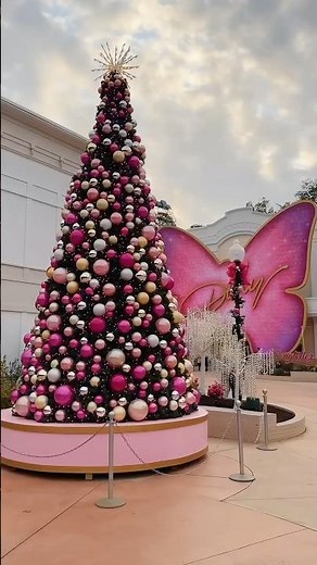 Christmas at Dollywood
