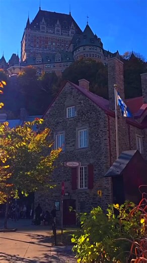 39K views · 1.3K reactions | My favorite season is fall in Quebec, only a few days left of this beauty, so go out before the season’s gone 李 #quebec #travel #touristdestination #fall #postdaily #vieuxquebec | My Quebec diary | Facebook