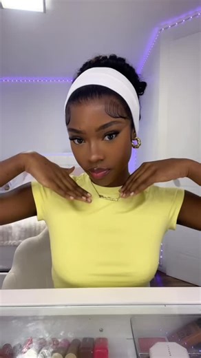 Sarah🎀 | Makeup tutorial | 🎀 Foundation: @hudahotline Setting powder: @huda Concealer: @Huda beauty Correcteur: @Huda beauty Blush: @Huda beauty... | Instagram