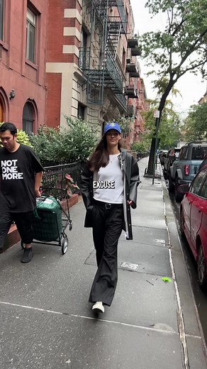 @emilianawarecka Location: Hells Kitchen Occupation: Model | Calebsimpson