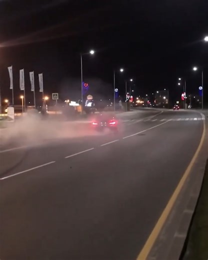 Who else does sick 360 drifts Via bodjolini | Street FX Motorsport & Graphics