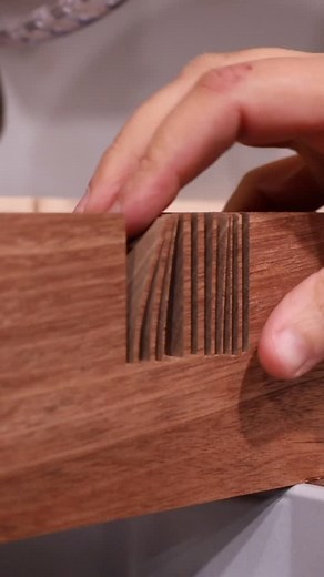 Tamar - DESIGN. BUILD. CREATE. | Easiest way to make half laps on a large project for sure… It’s also a super satisfying process | Instagram