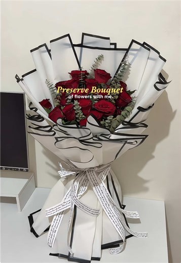 Creating Stunning Preserved Flower Bouquets