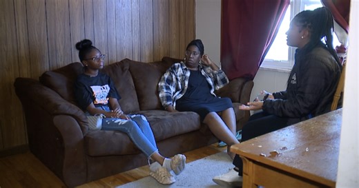 Independence, Overland Park residents weigh in on mall safety after recent gun violence