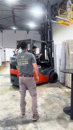 Warehouse lighting upgrade completed ⚡️ Installed 24 new high-bay LED fixtures (240W – 32,000 lumens – 5000K) to dramatically improve brightness, visibility, and energy efficiency across the space. We also added two new dedicated circuit breakers to safely support the new load and ensure reliable performance. Clean install, code-compliant work, and a major transformation in light quality for a safer and more productive warehouse environment. 💡 #ElectricBull #WarehouseLighting #HighBayLED #Elect