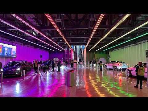 Taking a ride in the Vegas Loop (Boring Tunnel) during CES 2022