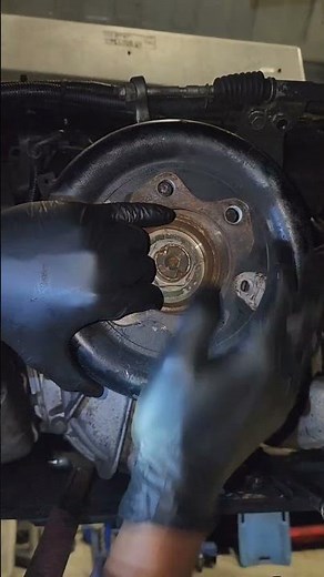 parking brake shoe replacement #heavy diesel works short videos # mechanical work🛠👍