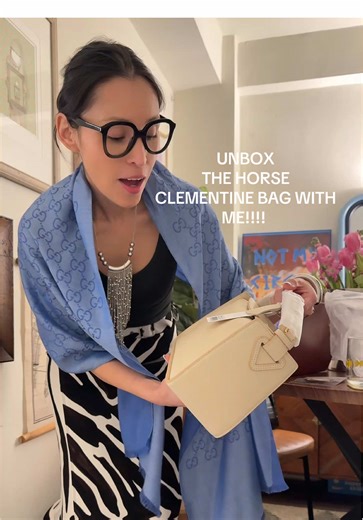 Unbox My Stunning Clementine Bag from The Horse!