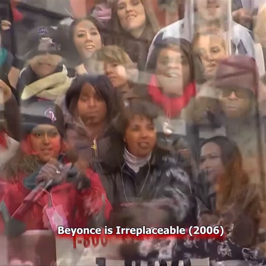 Beyoncé performing Irreplaceable on the Today Show in 2006.