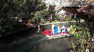 Breezy today but super nice. A great day for a boat ride! | The San Antonio Riverwalk