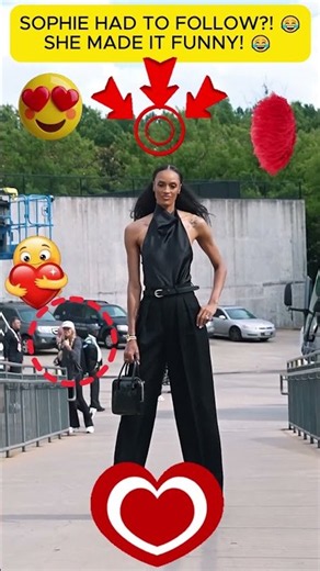 Sophie Cunningham Had Everyone LAUGHING After Following DeWanna Bonner’s Entrance! 😂🔥 #sports #wnba