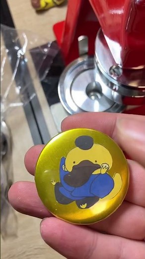 【缶バッジメーカー】優勝の金メダル